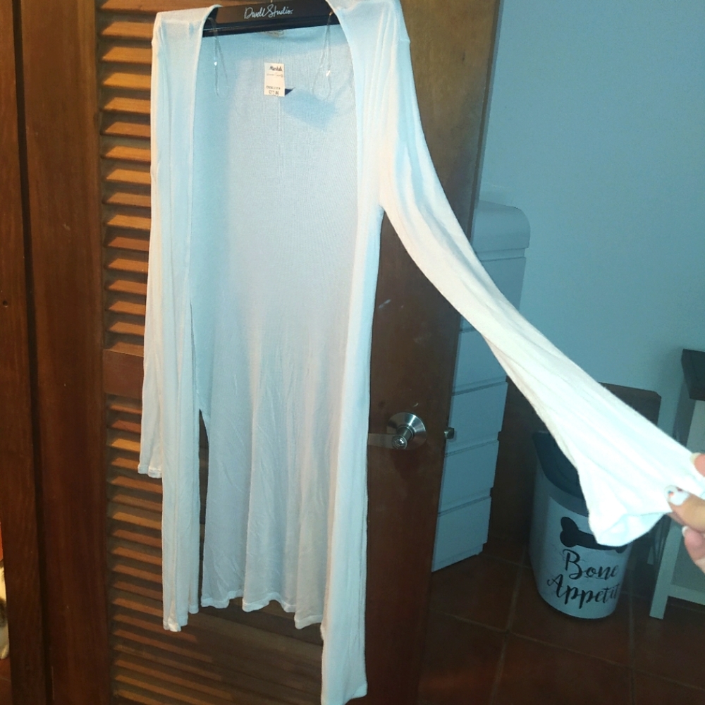 Fall sale NWT Active USA XL white cardigan